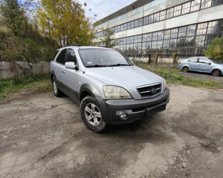 Сірий Кіа Соренто, об'ємом двигуна 2.5 л та пробігом 350 тис. км за 3500 $, фото 1 на Automoto.ua