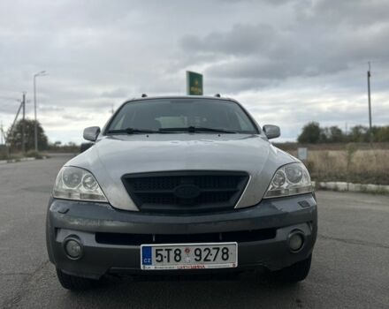 Серый Киа Соренто, объемом двигателя 2.5 л и пробегом 219 тыс. км за 4450 $, фото 5 на Automoto.ua