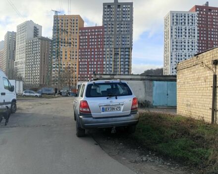 Серый Киа Соренто, объемом двигателя 2.5 л и пробегом 350 тыс. км за 3600 $, фото 3 на Automoto.ua