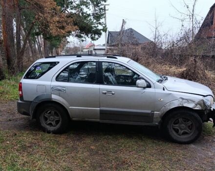 Серый Киа Соренто, объемом двигателя 2.5 л и пробегом 378 тыс. км за 2300 $, фото 3 на Automoto.ua