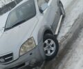 Серый Киа Соренто, объемом двигателя 2.5 л и пробегом 300 тыс. км за 5000 $, фото 1 на Automoto.ua