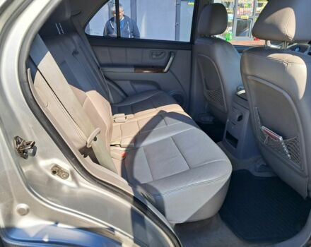 Сірий Кіа Соренто, об'ємом двигуна 0 л та пробігом 250 тис. км за 3999 $, фото 6 на Automoto.ua