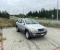 Серый Киа Соренто, объемом двигателя 2.5 л и пробегом 225 тыс. км за 3900 $, фото 1 на Automoto.ua