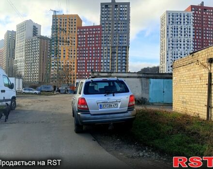 Серый Киа Соренто, объемом двигателя 2.5 л и пробегом 340 тыс. км за 3600 $, фото 4 на Automoto.ua