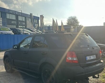 Серый Киа Соренто, объемом двигателя 2.5 л и пробегом 300 тыс. км за 2899 $, фото 4 на Automoto.ua