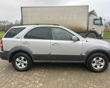 Серый Киа Соренто, объемом двигателя 2.4 л и пробегом 300 тыс. км за 4450 $, фото 4 на Automoto.ua