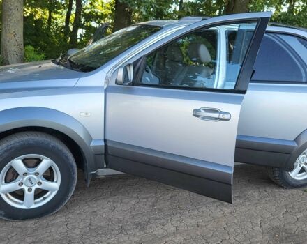 Сірий Кіа Соренто, об'ємом двигуна 2.5 л та пробігом 251 тис. км за 7300 $, фото 1 на Automoto.ua