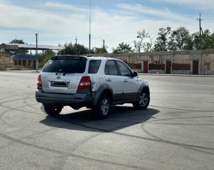 Серый Киа Соренто, объемом двигателя 2.5 л и пробегом 250 тыс. км за 3306 $, фото 4 на Automoto.ua