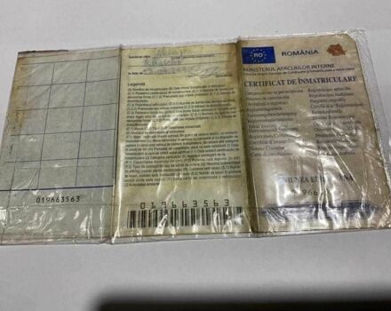 Серый Киа Соренто, объемом двигателя 2.5 л и пробегом 100 тыс. км за 3500 $, фото 5 на Automoto.ua