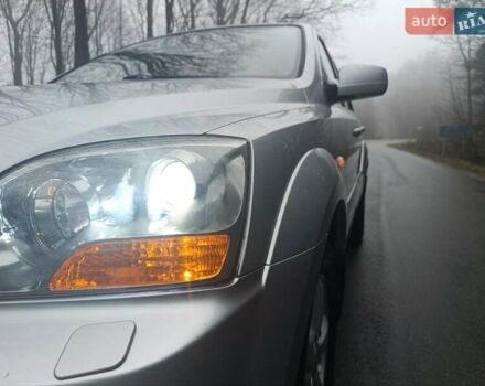 Серый Киа Соренто, объемом двигателя 2.5 л и пробегом 237 тыс. км за 8844 $, фото 11 на Automoto.ua