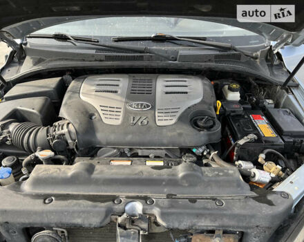 Серый Киа Соренто, объемом двигателя 3.78 л и пробегом 130 тыс. км за 9000 $, фото 17 на Automoto.ua