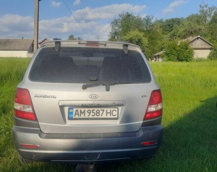 Серый Киа Соренто, объемом двигателя 2.5 л и пробегом 2 тыс. км за 6700 $, фото 2 на Automoto.ua