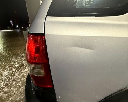 Сірий Кіа Соренто, об'ємом двигуна 2.5 л та пробігом 300 тис. км за 4000 $, фото 6 на Automoto.ua