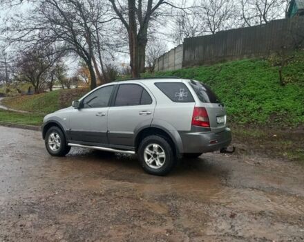 Серый Киа Соренто, объемом двигателя 2.5 л и пробегом 260 тыс. км за 4000 $, фото 3 на Automoto.ua