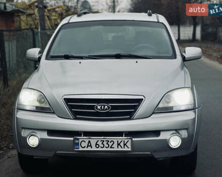 Серый Киа Соренто, объемом двигателя 2.5 л и пробегом 343 тыс. км за 6499 $, фото 3 на Automoto.ua