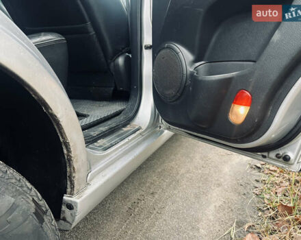 Серый Киа Соренто, объемом двигателя 2.5 л и пробегом 343 тыс. км за 6499 $, фото 17 на Automoto.ua