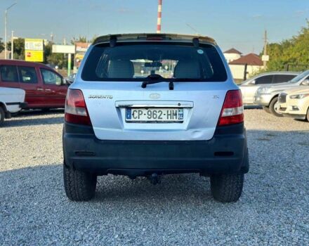 Серый Киа Соренто, объемом двигателя 2.5 л и пробегом 280 тыс. км за 3600 $, фото 2 на Automoto.ua