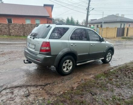 Серый Киа Соренто, объемом двигателя 2.5 л и пробегом 207 тыс. км за 4000 $, фото 3 на Automoto.ua