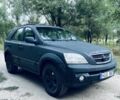 Серый Киа Соренто, объемом двигателя 2.5 л и пробегом 400 тыс. км за 4200 $, фото 1 на Automoto.ua
