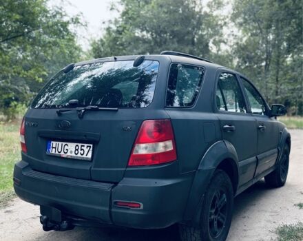 Серый Киа Соренто, объемом двигателя 2.5 л и пробегом 400 тыс. км за 4200 $, фото 6 на Automoto.ua
