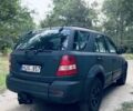Серый Киа Соренто, объемом двигателя 2.5 л и пробегом 400 тыс. км за 4200 $, фото 6 на Automoto.ua