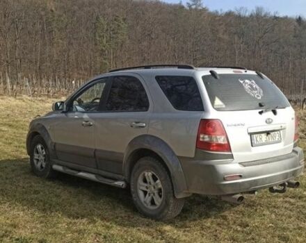 Серый Киа Соренто, объемом двигателя 2.5 л и пробегом 288 тыс. км за 3900 $, фото 3 на Automoto.ua