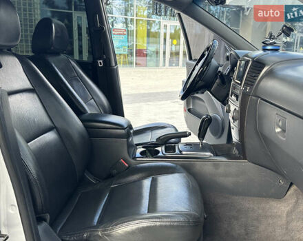 Серый Киа Соренто, объемом двигателя 2.5 л и пробегом 220 тыс. км за 8500 $, фото 13 на Automoto.ua
