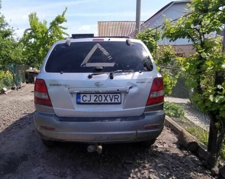 Серый Киа Соренто, объемом двигателя 2.5 л и пробегом 100 тыс. км за 3500 $, фото 2 на Automoto.ua