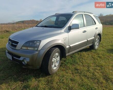 Серый Киа Соренто, объемом двигателя 2.5 л и пробегом 300 тыс. км за 7500 $, фото 14 на Automoto.ua