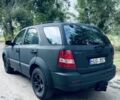 Серый Киа Соренто, объемом двигателя 2.5 л и пробегом 400 тыс. км за 4200 $, фото 4 на Automoto.ua