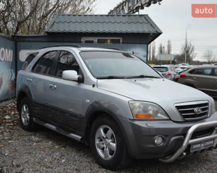 Серый Киа Соренто, объемом двигателя 2.5 л и пробегом 129 тыс. км за 7700 $, фото 5 на Automoto.ua