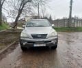 Серый Киа Соренто, объемом двигателя 2.5 л и пробегом 207 тыс. км за 4000 $, фото 2 на Automoto.ua