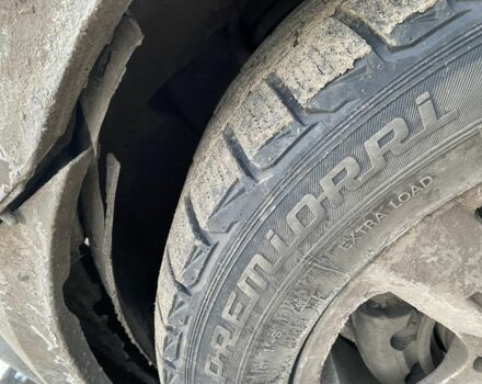 Кіа Соренто 2006 у Изюме на Automoto.ua Сірий Кіа Соренто, об'ємом двигуна 2.5 л та пробігом 228 тис. км за 3500 $, фото 6 на Automoto.ua