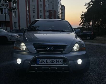 Сірий Кіа Соренто, об'ємом двигуна 2.5 л та пробігом 294 тис. км за 8999 $, фото 7 на Automoto.ua