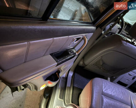 Серый Киа Соренто, объемом двигателя 2.4 л и пробегом 253 тыс. км за 6500 $, фото 12 на Automoto.ua