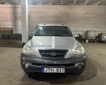 Серый Киа Соренто, объемом двигателя 2.5 л и пробегом 350 тыс. км за 4200 $, фото 2 на Automoto.ua
