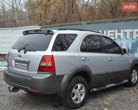 Серый Киа Соренто, объемом двигателя 2.5 л и пробегом 129 тыс. км за 7700 $, фото 4 на Automoto.ua