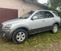 Киа Соренто 2006 в Самборе на Automoto.ua Серый Киа Соренто, объемом двигателя 2.5 л и пробегом 198 тыс. км за 4000 $, фото 2 на Automoto.ua