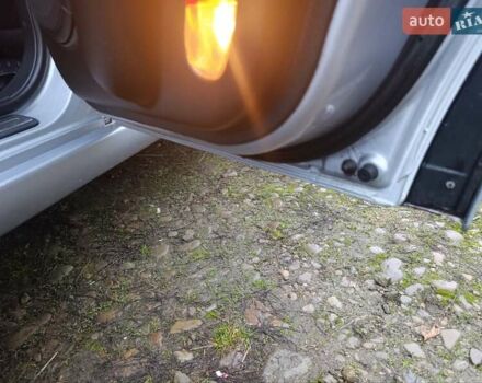 Серый Киа Соренто, объемом двигателя 2.5 л и пробегом 237 тыс. км за 8844 $, фото 21 на Automoto.ua