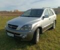 Серый Киа Соренто, объемом двигателя 2.5 л и пробегом 300 тыс. км за 7500 $, фото 6 на Automoto.ua