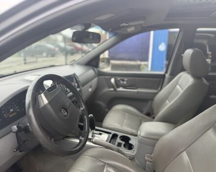 Серый Киа Соренто, объемом двигателя 2.5 л и пробегом 220 тыс. км за 5200 $, фото 16 на Automoto.ua