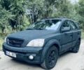 Серый Киа Соренто, объемом двигателя 2.5 л и пробегом 400 тыс. км за 4000 $, фото 1 на Automoto.ua