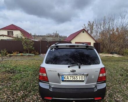 Серый Киа Соренто, объемом двигателя 2.5 л и пробегом 270 тыс. км за 6500 $, фото 2 на Automoto.ua