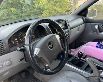 Киа Соренто 2006 в Запорожье на Automoto.ua Серый Киа Соренто, объемом двигателя 2.5 л и пробегом 240 тыс. км за 3899 $, фото 4 на Automoto.ua
