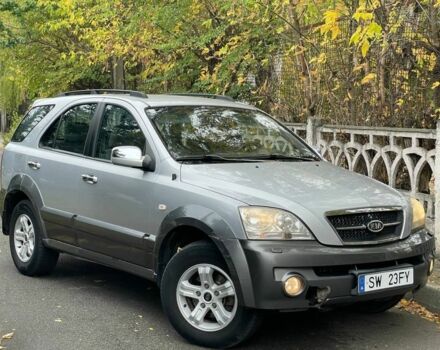 Сірий Кіа Соренто, об'ємом двигуна 2.5 л та пробігом 300 тис. км за 4150 $, фото 1 на Automoto.ua