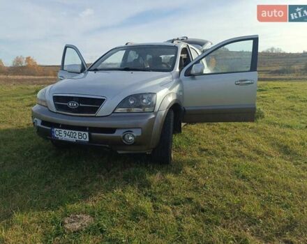 Серый Киа Соренто, объемом двигателя 2.5 л и пробегом 300 тыс. км за 7500 $, фото 4 на Automoto.ua