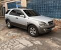 Серый Киа Соренто, объемом двигателя 2.5 л и пробегом 195 тыс. км за 2100 $, фото 1 на Automoto.ua