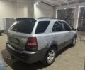 Серый Киа Соренто, объемом двигателя 2.5 л и пробегом 350 тыс. км за 4200 $, фото 3 на Automoto.ua