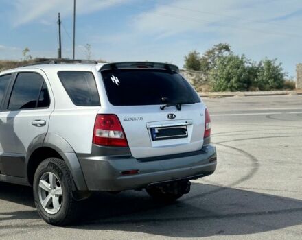 Серый Киа Соренто, объемом двигателя 2.5 л и пробегом 250 тыс. км за 3306 $, фото 3 на Automoto.ua