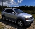Сірий Кіа Соренто, об'ємом двигуна 2.5 л та пробігом 246 тис. км за 3800 $, фото 1 на Automoto.ua